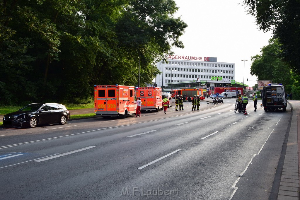 VU Krad Pkw Koeln Innere Kanalstr Am Gleisdreieck P36.JPG - Miklos Laubert